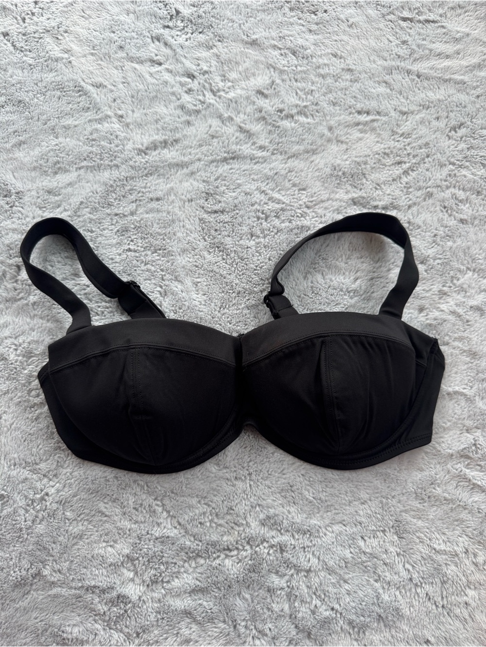 TA3 Busty Bra Top NWOT Underwire Bikini Top Black Medium F/G
